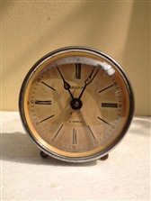 Đồng hồ để bàn liên xô cổ SEVANI, hàng nội địa - mã số 365