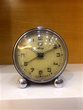 Đồng hồ Liên Xô cổ, cầm chắc tay, rất nặng - MS868