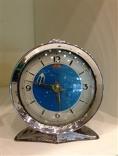 Đồng hồ vệ tinh xưa, sản xuất khoảng những năm 1970-1972 mã số 639