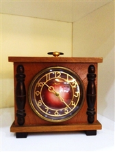 Đồng hồ cổ liên xô máy tuần, vỏ gỗ, mặt bồ quân đẹp như mới - mã số 299