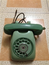 Điện thoại quay số Nhật xưa, mầu xanh lá cây -  mã số 654