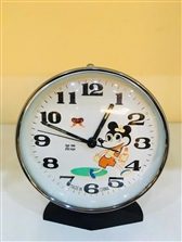Đồng hồ chuột Mickey mắt liếc rất độc đáo - MS337