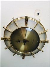 Đồng hồ treo tường biểu tượng mặt trời của Đức - mã số MS681