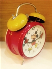 Đồng hồ ĐỨC hàng lưu kho, mặt đồng hồ là hình ảnh chuột MICKEY - mã số MS518