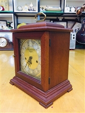 Đồng hồ hộp gỗ để bàn của Đức 5 gông đồng - mã số MS455