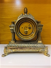Đồng hồ tượng CORAL của Nhật, hình thức chạm trổ rất đẹp - mã số MS466