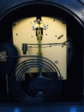 Đồng hồ vai bò 2 lỗ gông vòng của anh quốc xưa, máy tuần - mã số MS727
