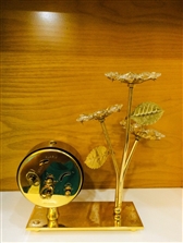 Đồng hồ để bàn Tây Đức xưa(west germany) với hình dáng hoa thủy tinh rất độc đáo - mã số MS779